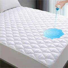 Mattress Protector, Soft Breathable Waterproof Queen Size Mattress Pad Cover