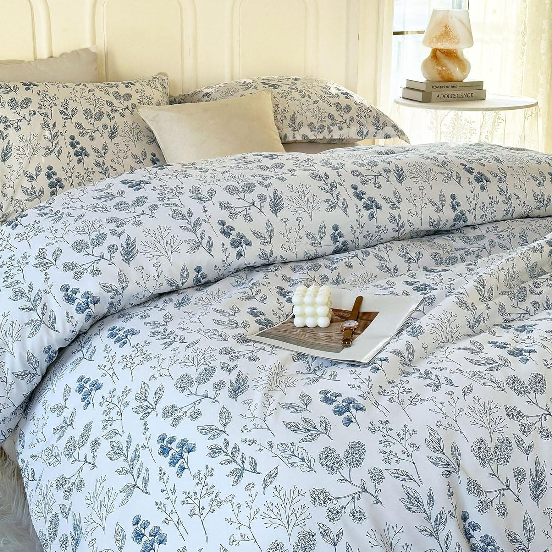 Vintage Garden Floral Comforter Set with 2 Pillowcases Botanical Bedding Set for All-Season