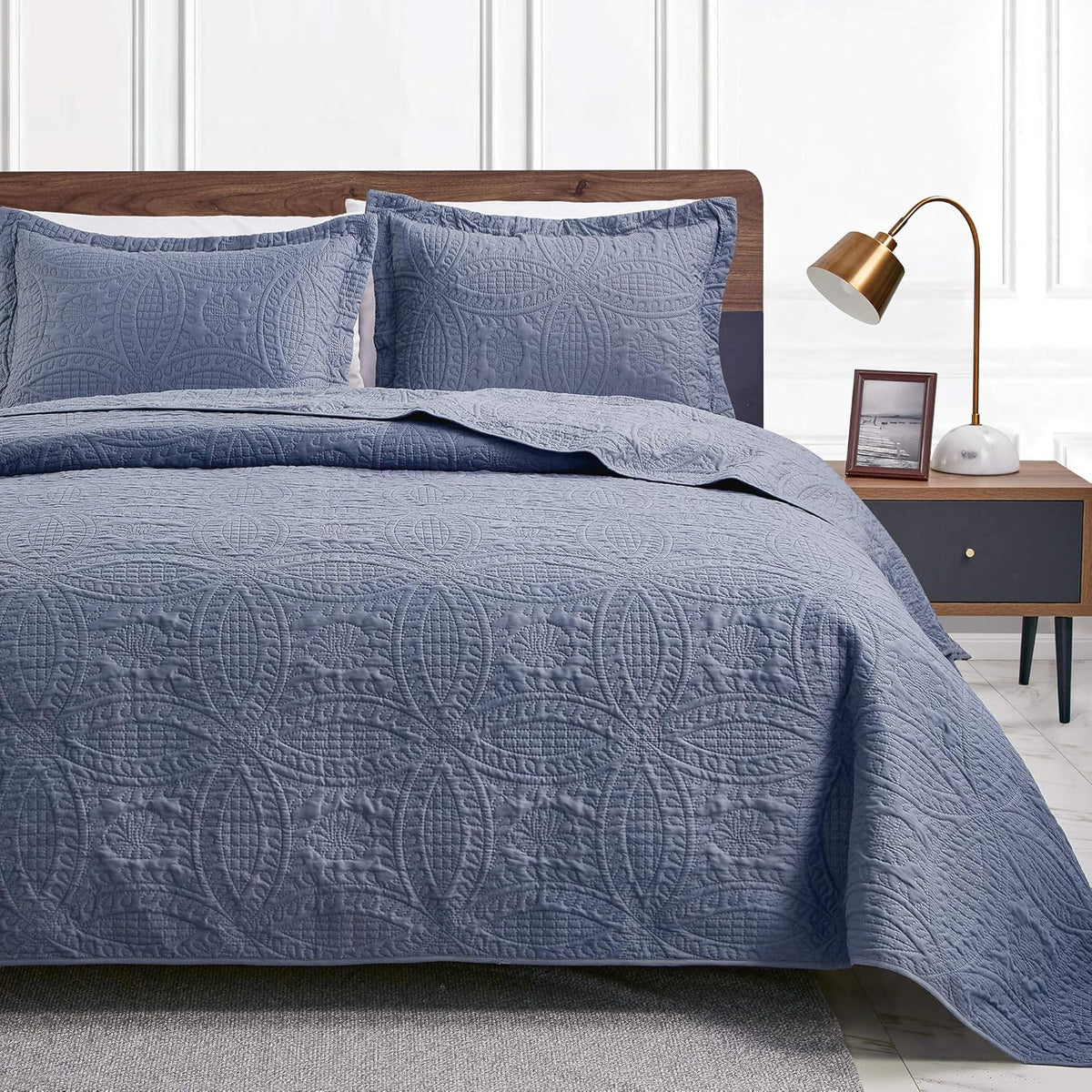 Quilts for Queen Bed Blue Bedspreads - Soft Bed Summer Lightweight Bedspread Comforter - Modern Style Coin Pattern Coverlet for All Season - 3 Pieces (1 Quilt, 2 Pillow Shams)